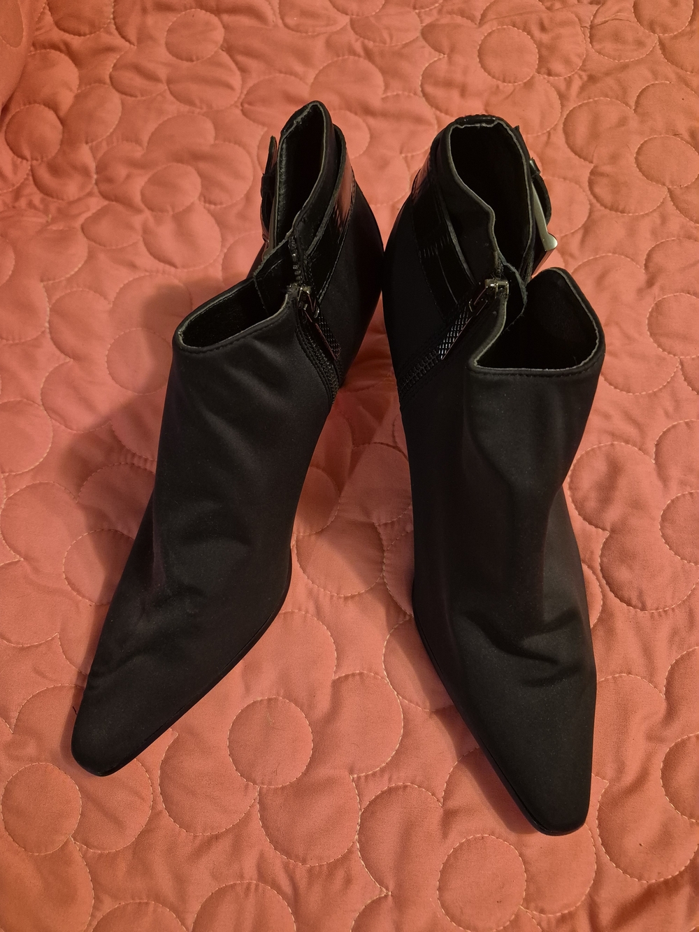 Donald J. Pliner Black Pointed Toe Ankle Booties